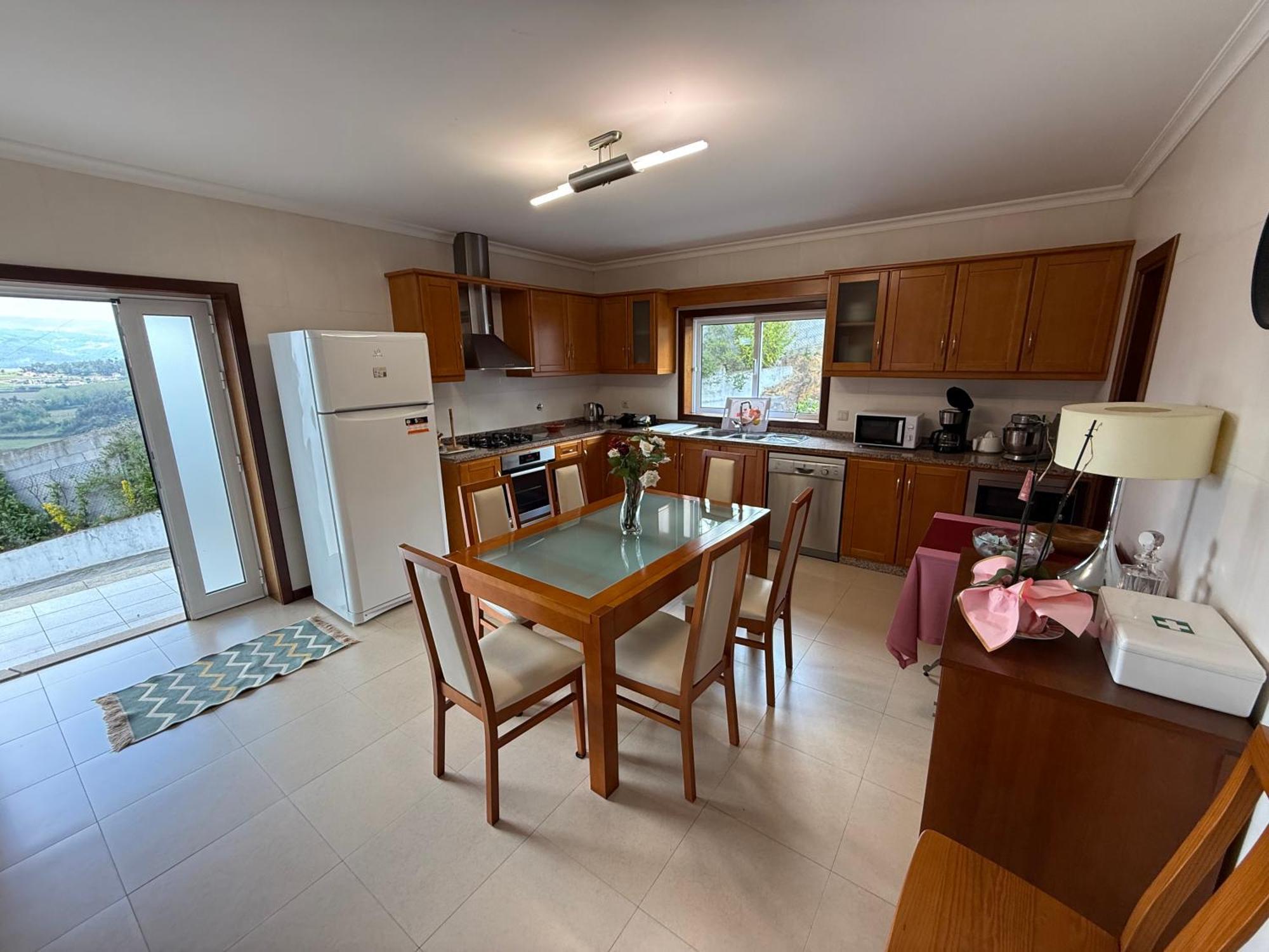 Cerdeirinhas De Basto "Piso Q 4" Apartment Canedo de Basto Екстериор снимка
