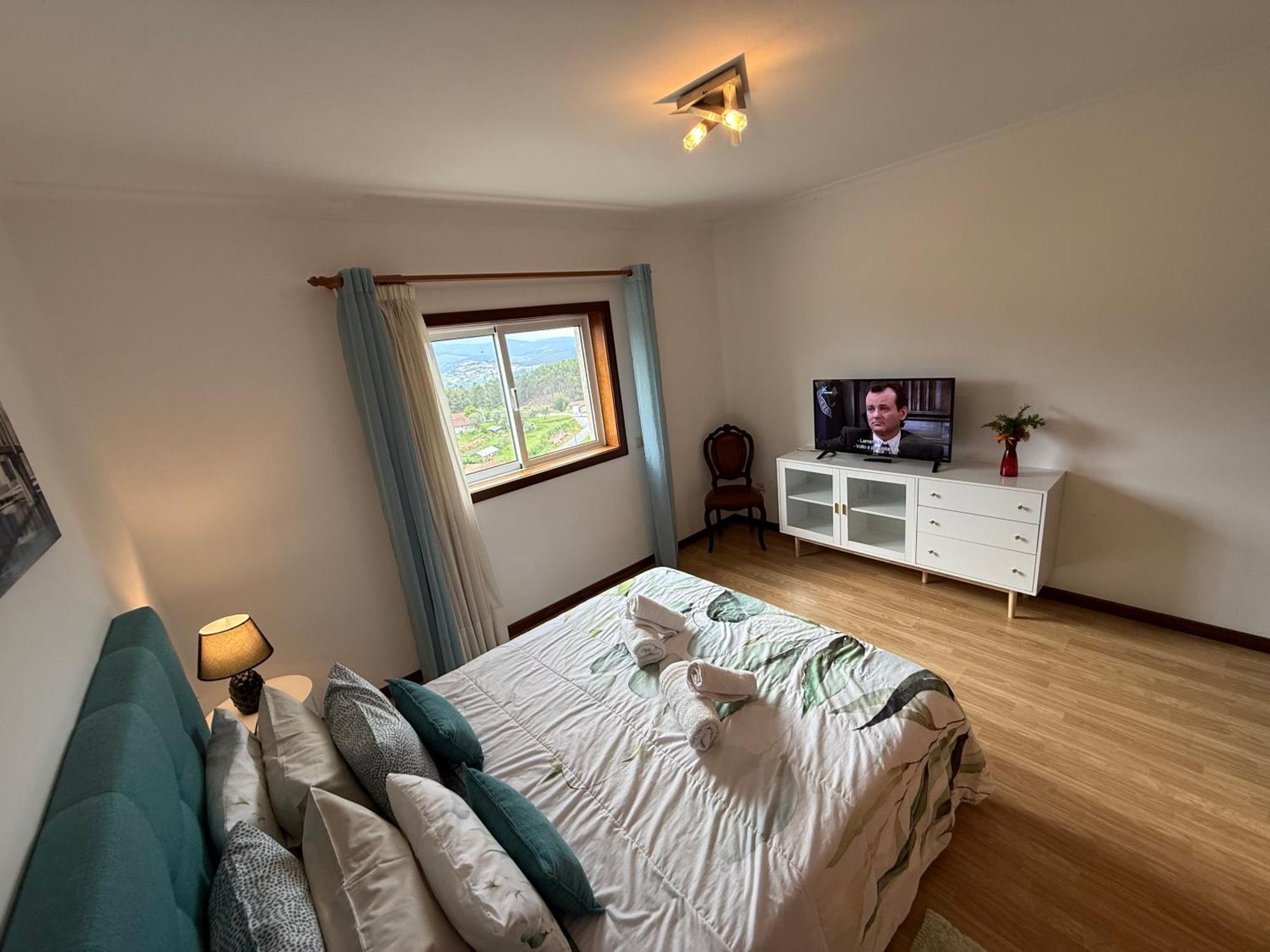 Cerdeirinhas De Basto "Piso Q 4" Apartment Canedo de Basto Екстериор снимка